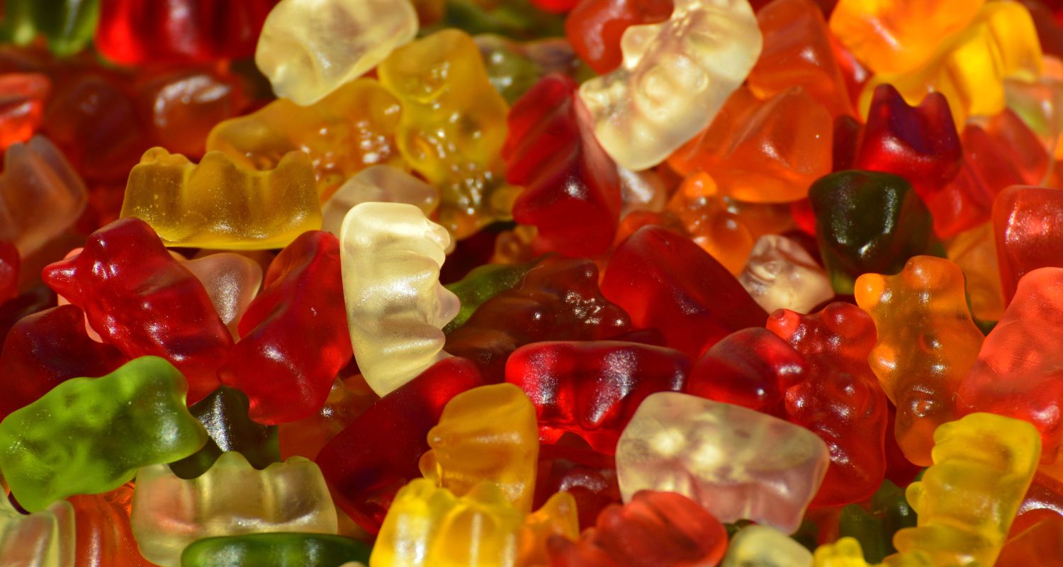 Why Do Bodybuilders Eat Gummy Bears? Good For Pre or Post Workout?
